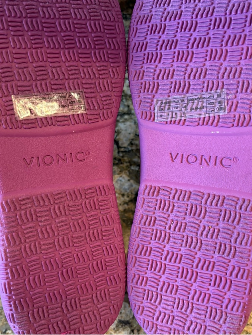 Vionic slippers - Picture 7 of 7